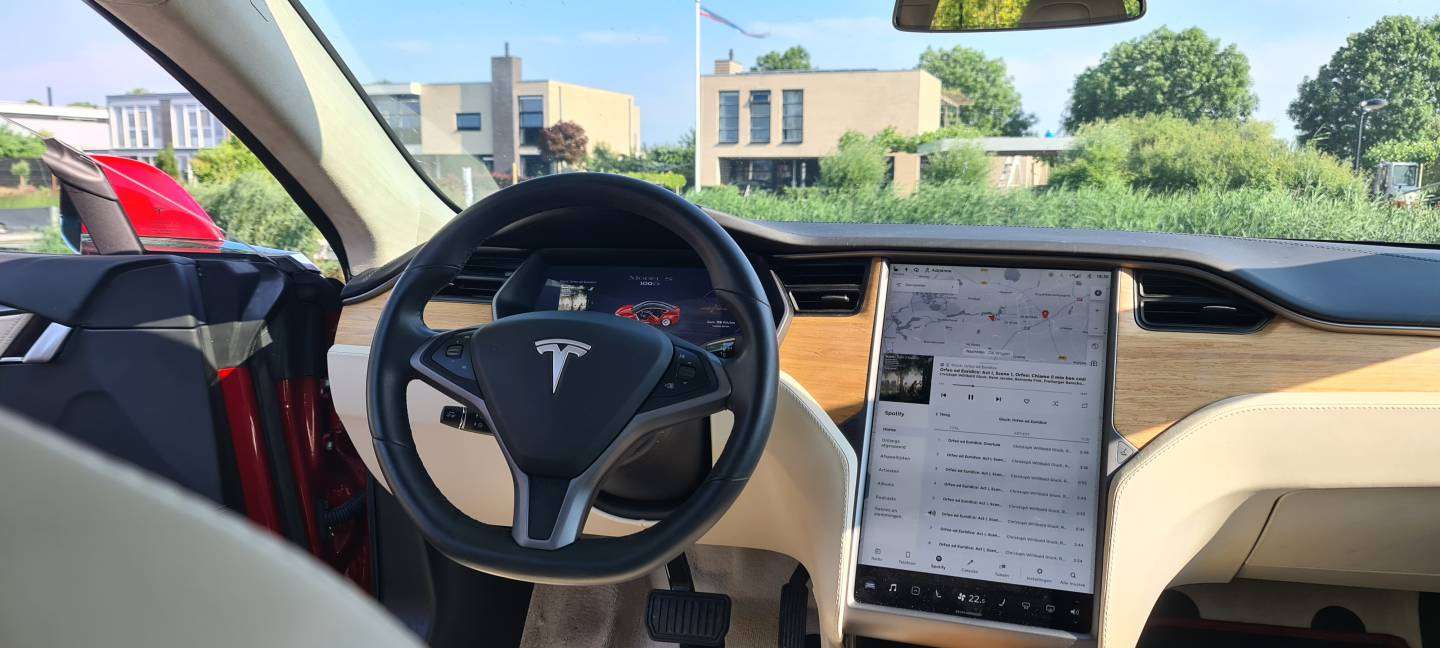 foto tesla 5.jpg