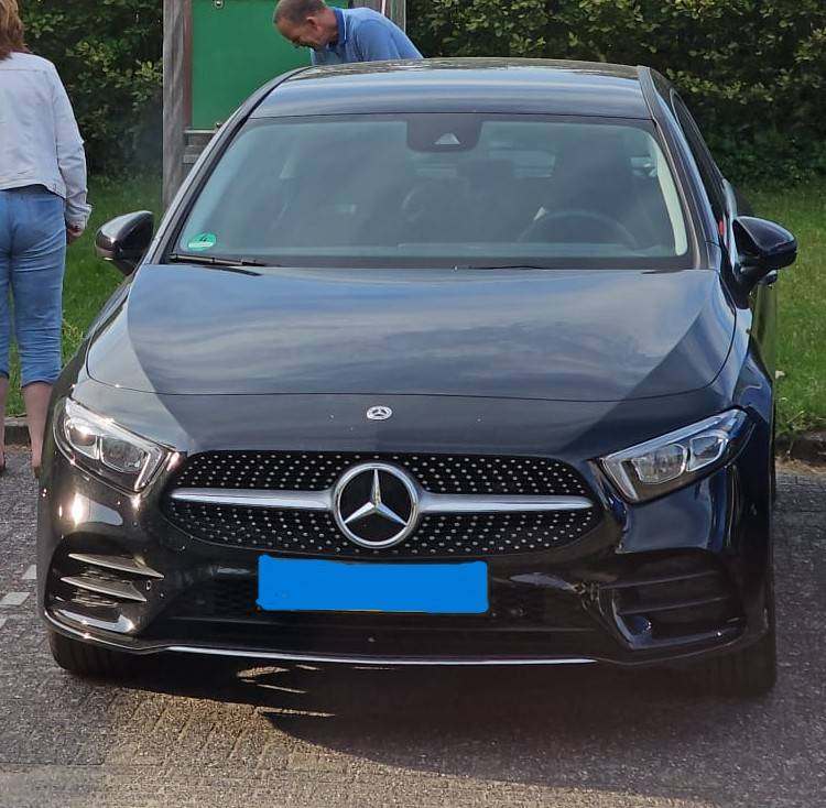 Auto2.jpg
