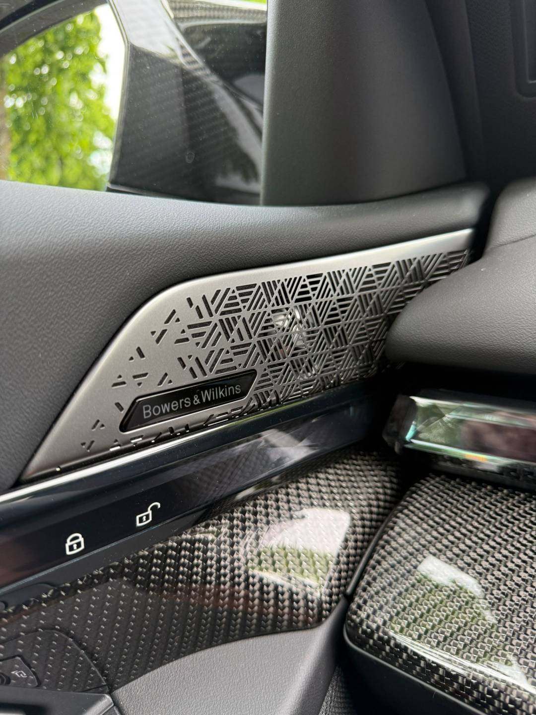 Foto audio M60.jpg