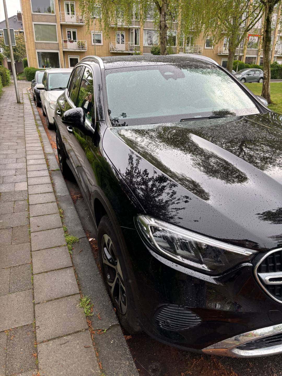 GLC 300e 12.jpeg