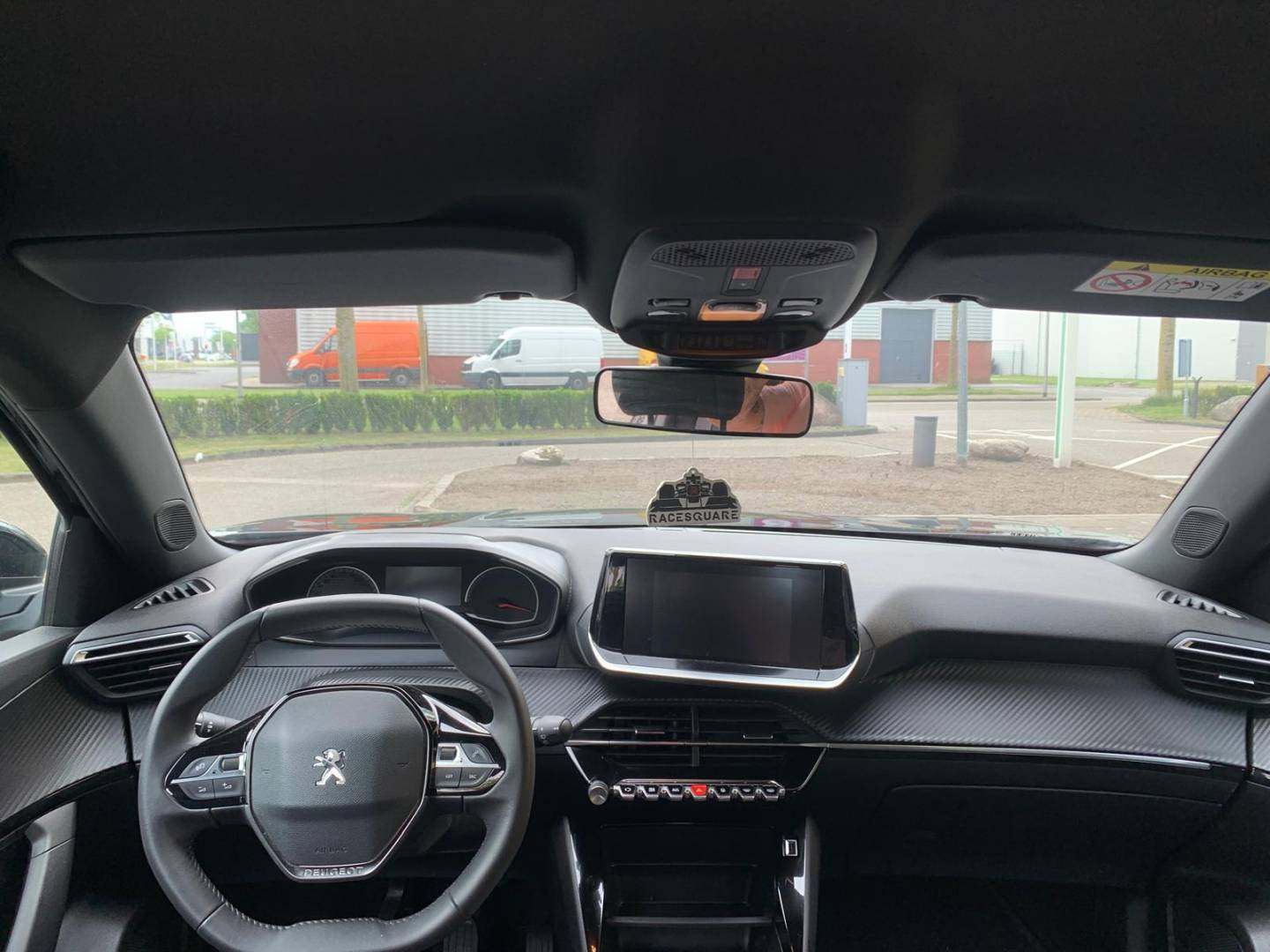 WhatsApp Image 2025-10-14 at 13.53.47 (10).jpeg