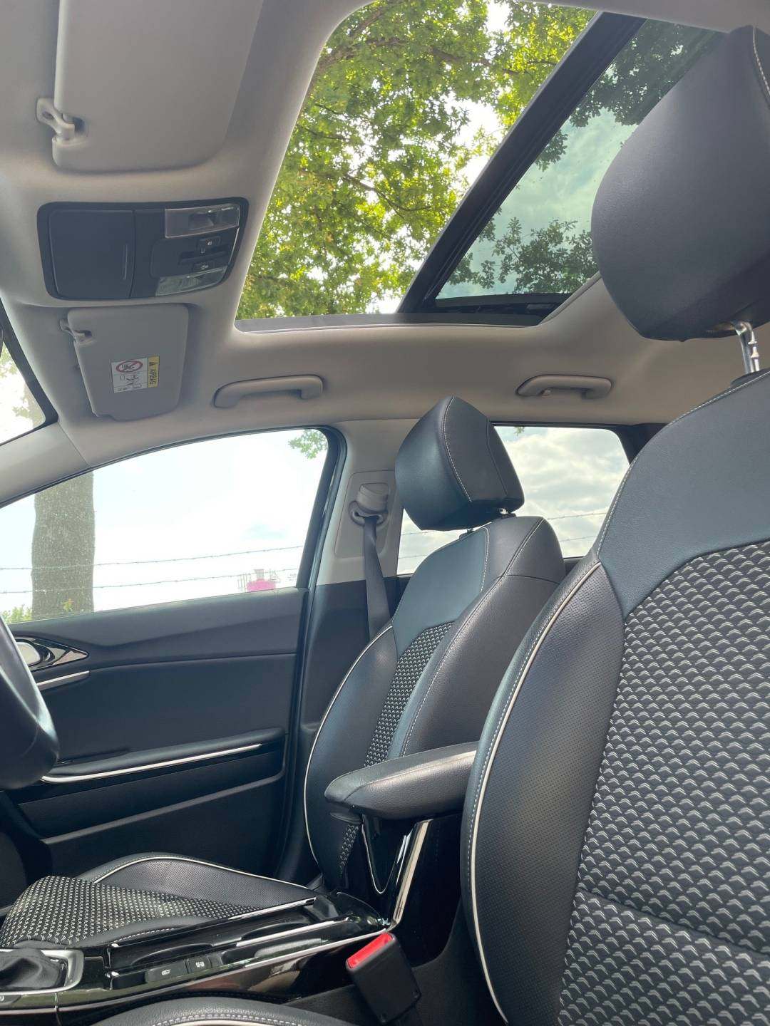 Kia Ceed 8.jpg