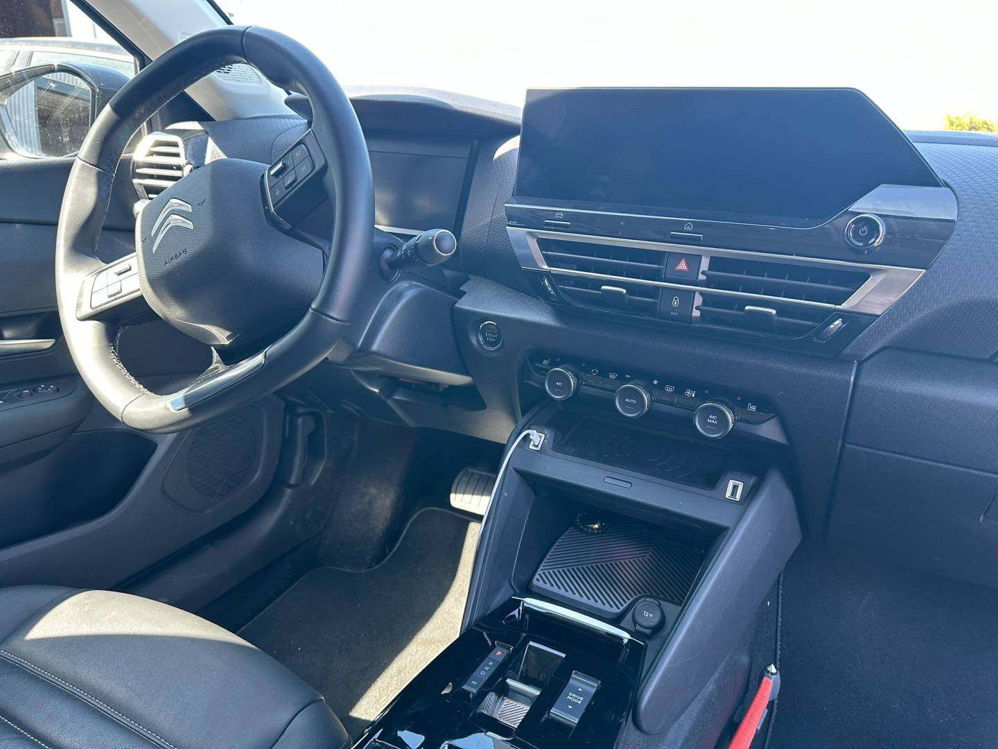 Citroën C4 (16).jpg