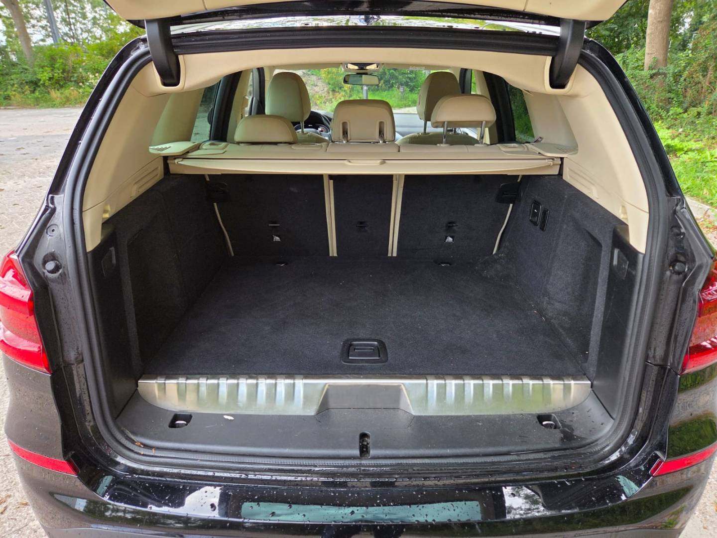 WhatsApp Image 2025-10-04 at 11.32.21 (1).jpeg