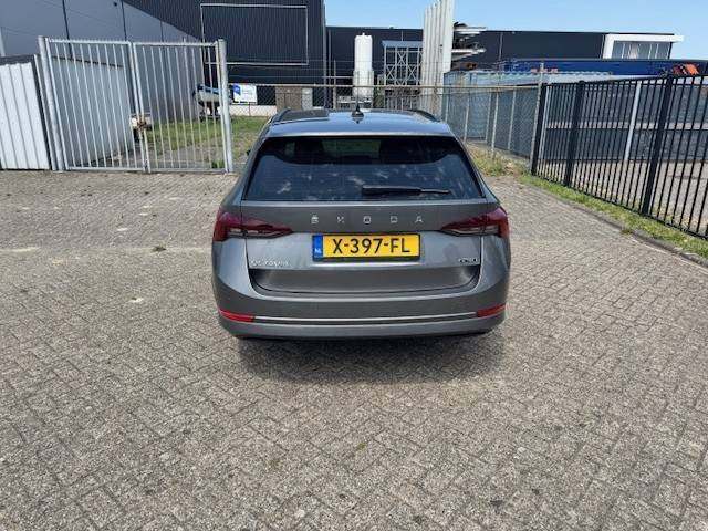 achterzijde.jpg
