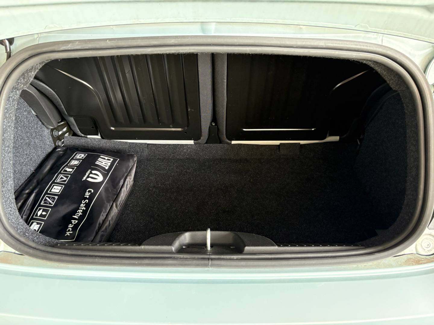 WhatsApp Image 2025-08-21 at 17.52.24 (1)_0.jpeg