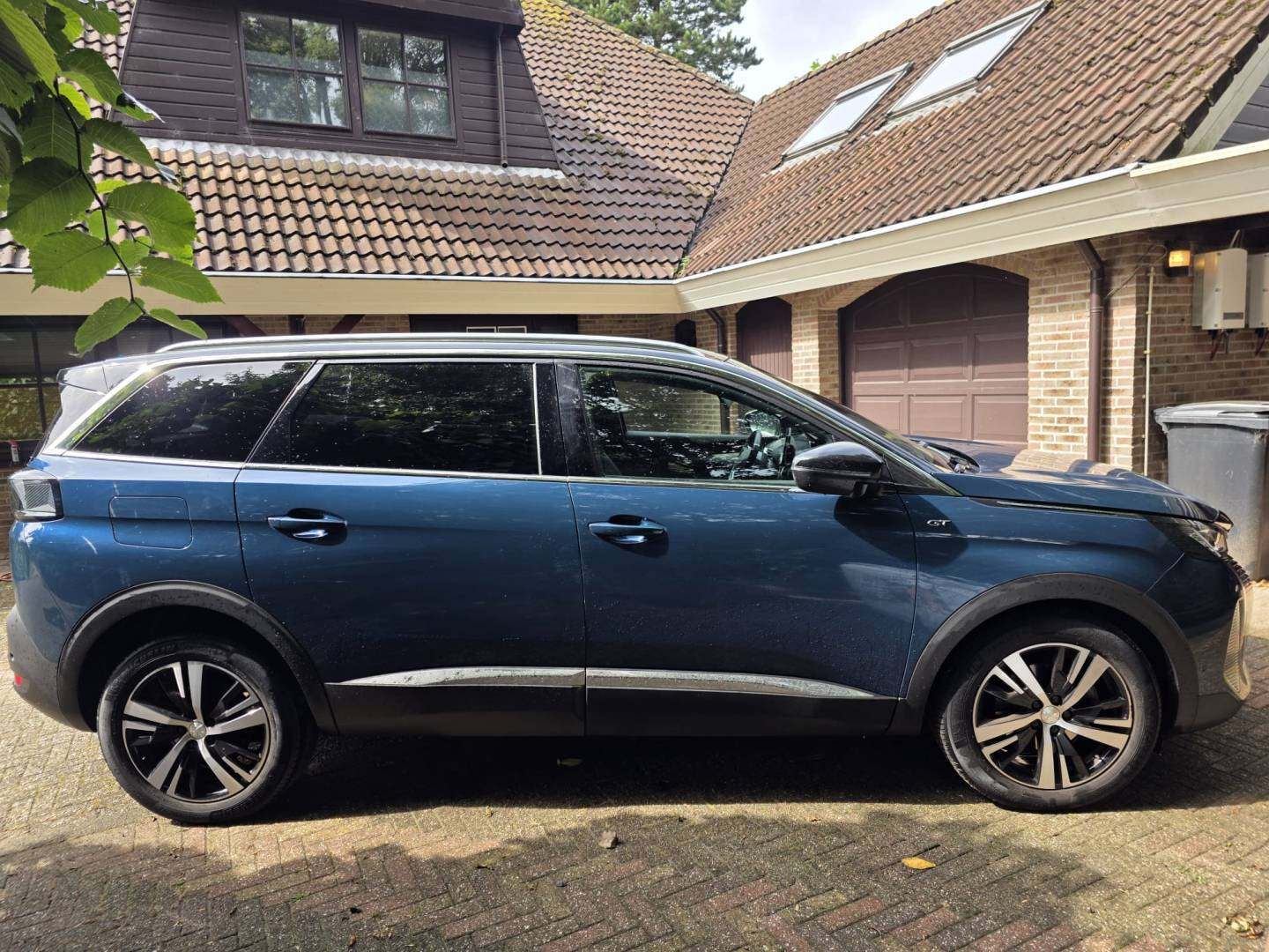Peugeot3.jpg