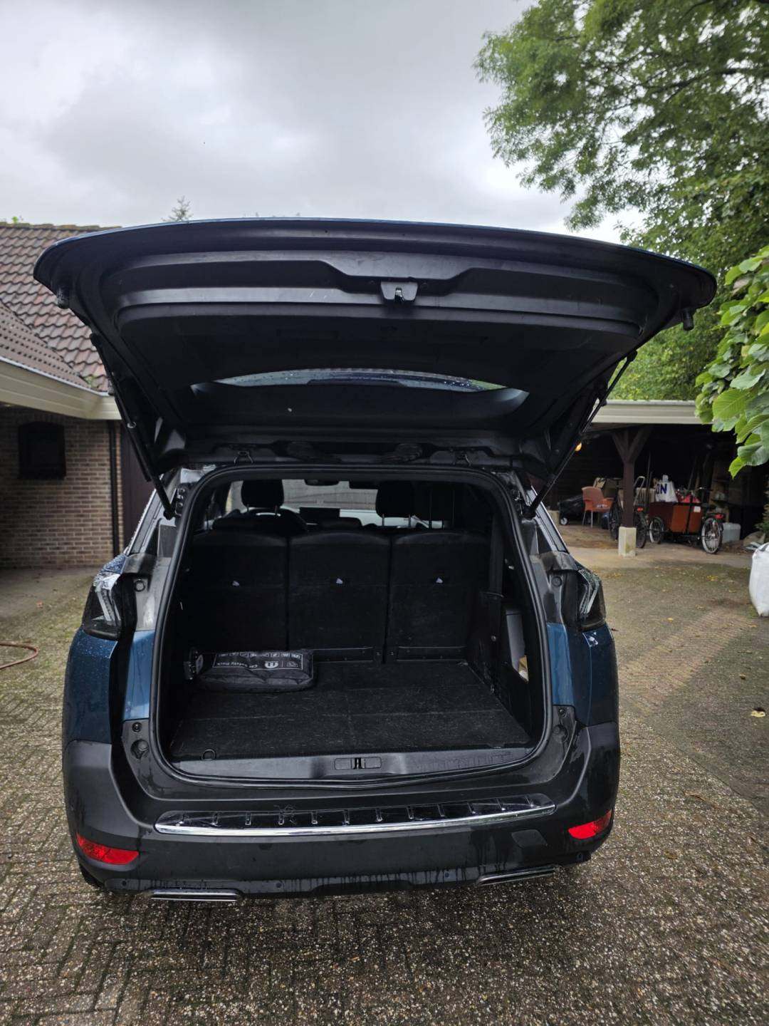 Peugeot7.jpg