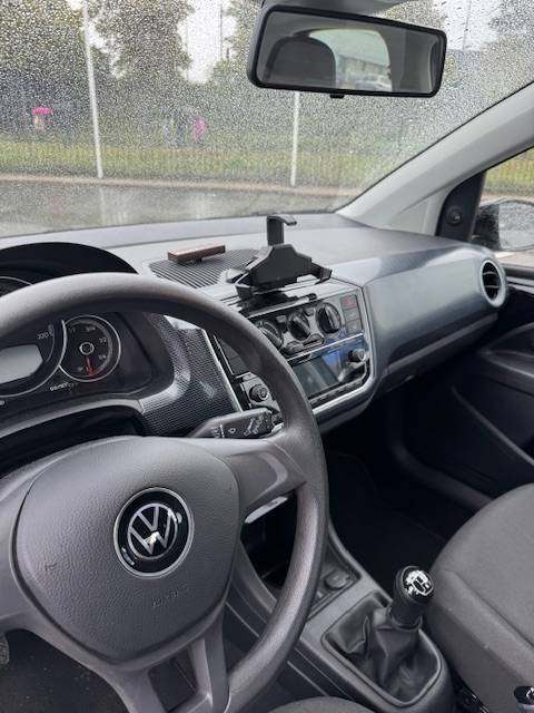 VW UP 10.jpg