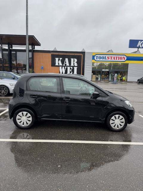 VW UP 4.jpg