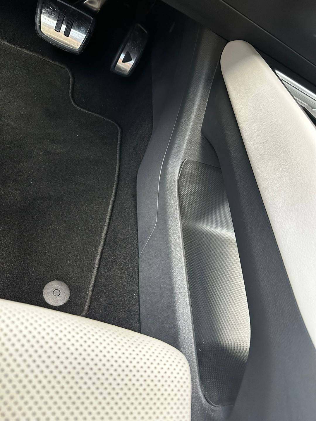 WhatsApp Image 2025-10-23 at 17.19.31.jpeg