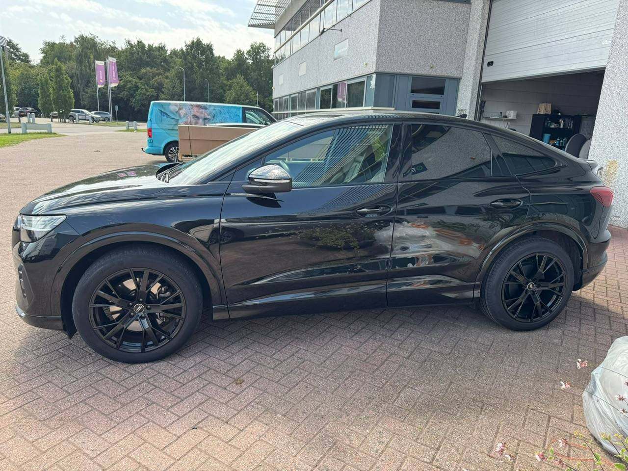 Audi 4.jpg