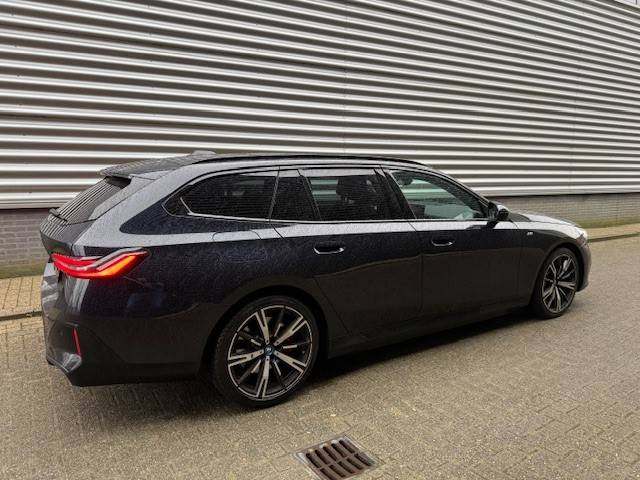 BMW 2.jpg