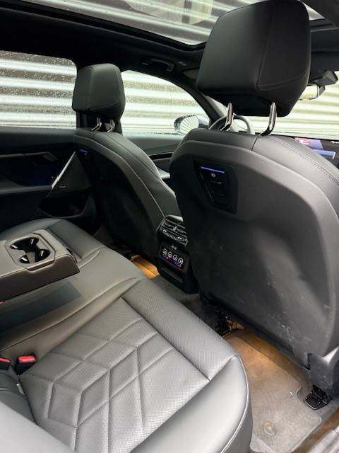 BMW 3.jpg