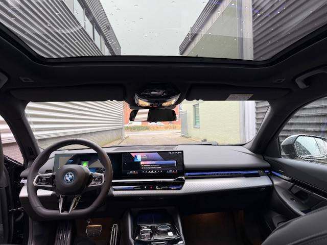 BMW 6.jpg