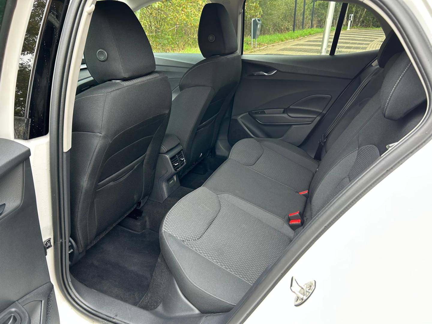 WhatsApp Image 2025-10-27 at 13.16.12 (3).jpeg