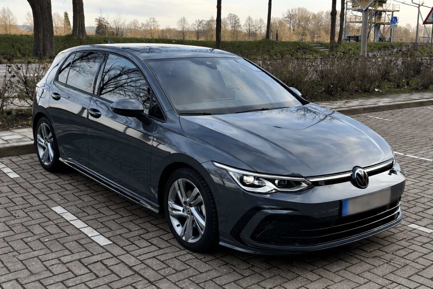 Golf - blurred plate 4_1.jpg