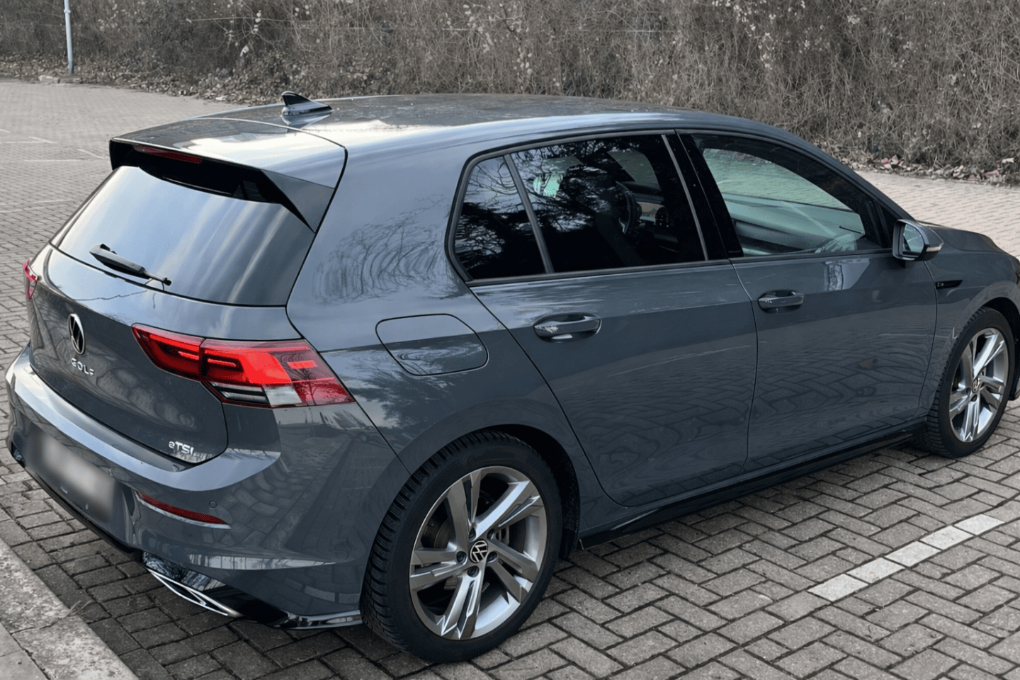 Golf - blurred plate 5_0.jpg