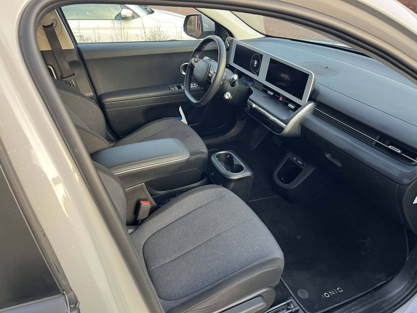 Hyundai IONIQ 5 58kWh Style Cyber Grey