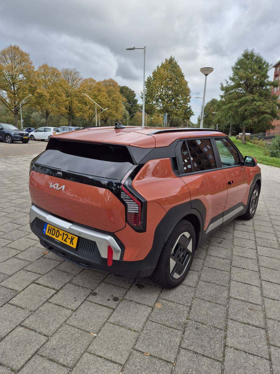 KIA EV# achter.jpeg
