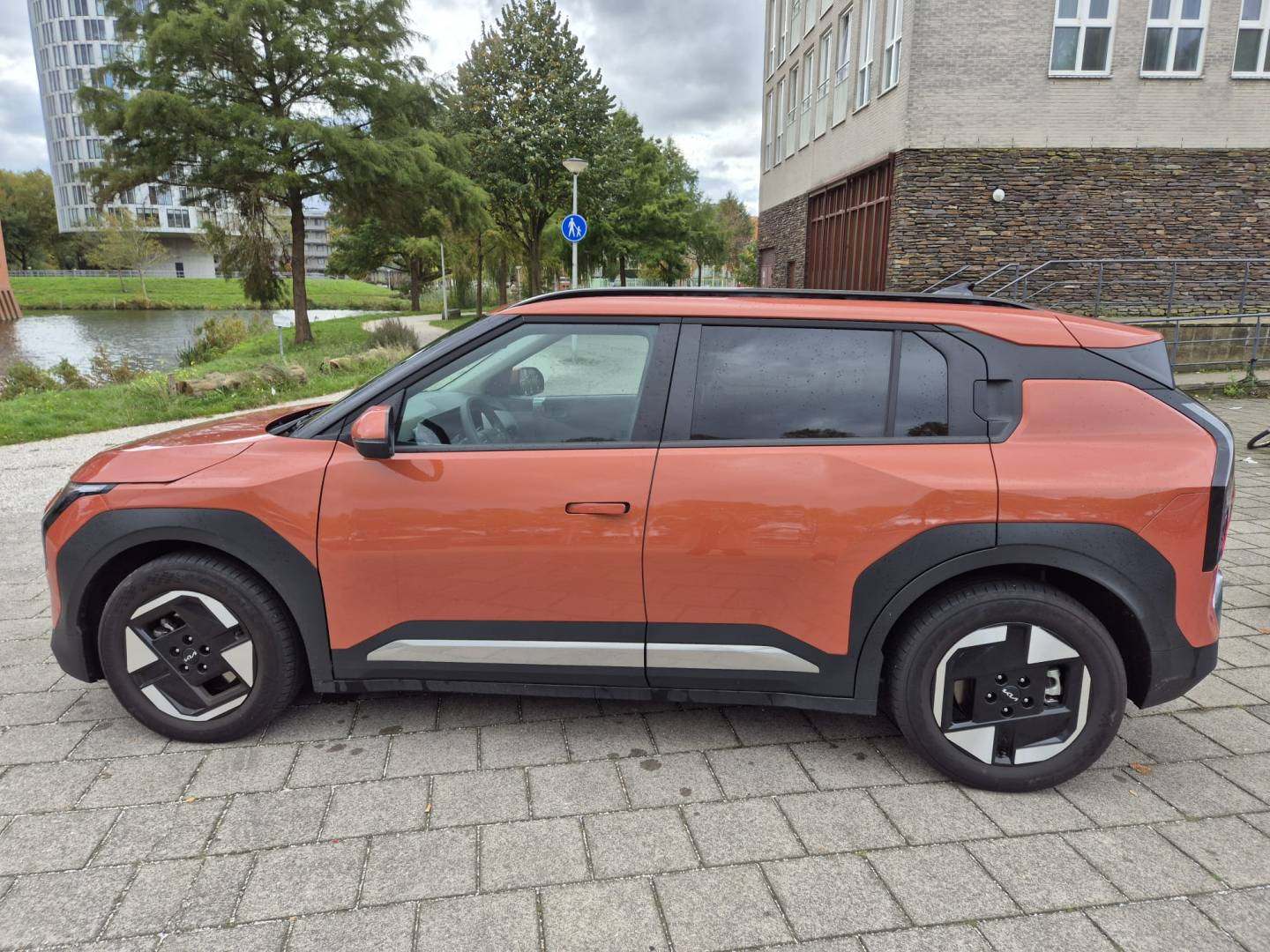 KIA EV3 zij2.jpeg