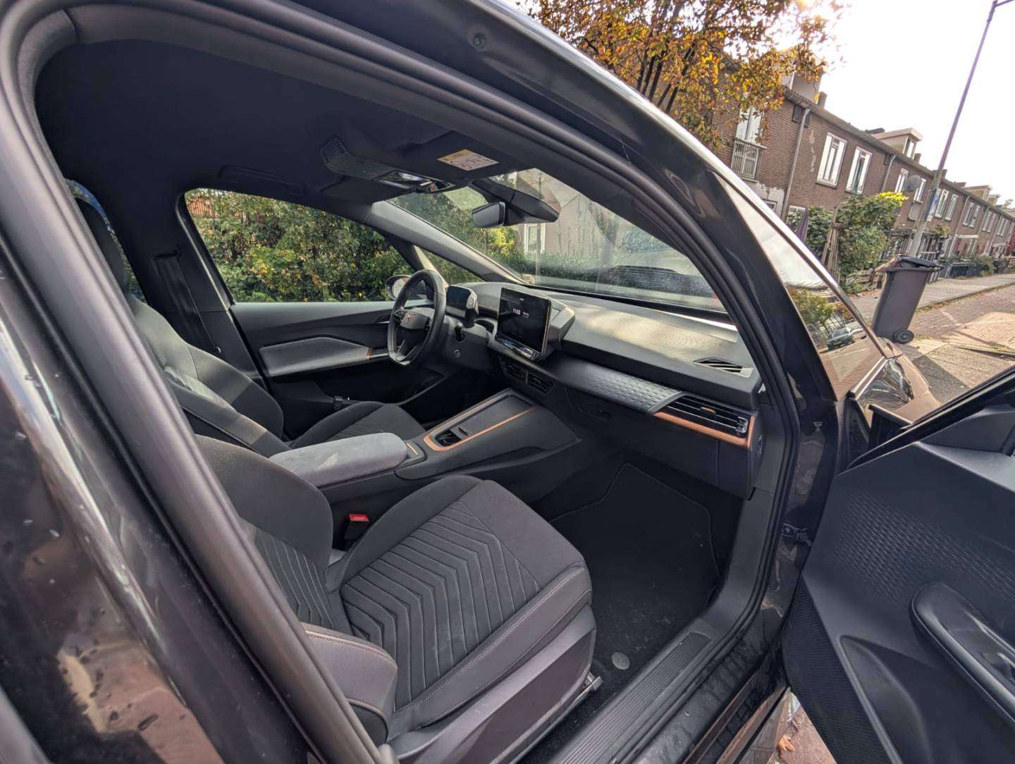 WhatsApp Image 2025-10-24 at 15.01.09 (1).jpeg