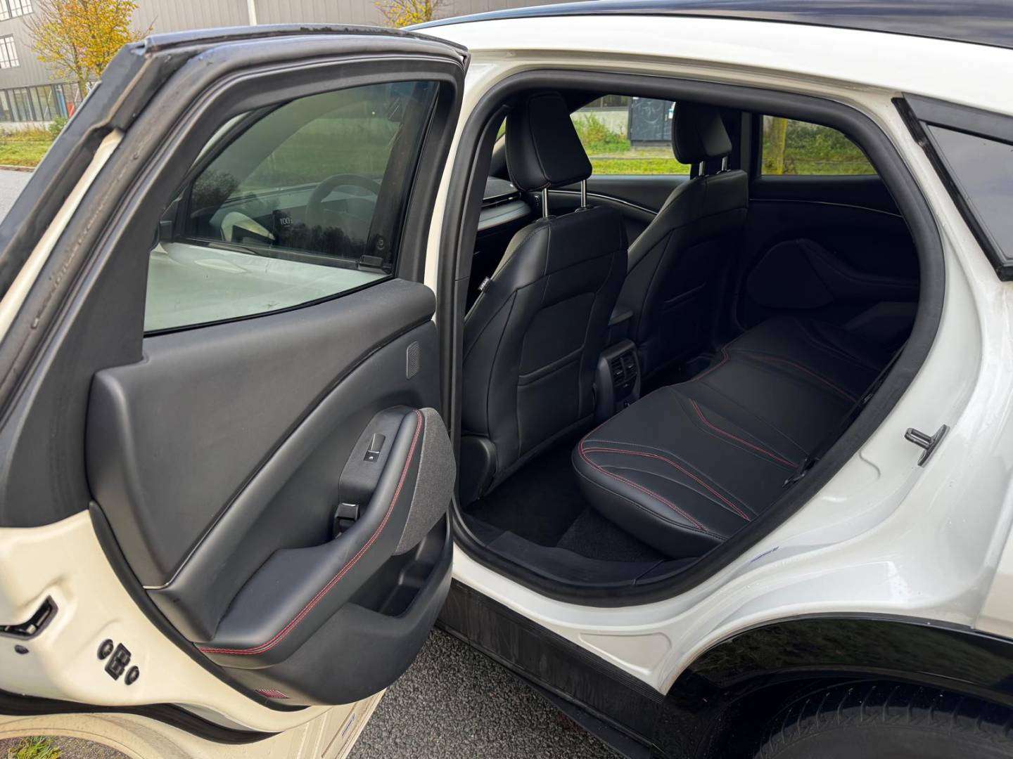 WhatsApp Image 2025-11-25 at 11.08.54_0.jpeg