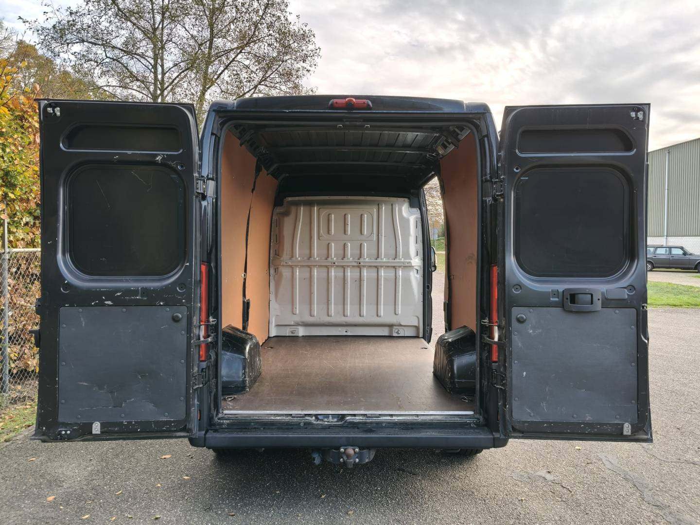 Achterkant open.jpeg