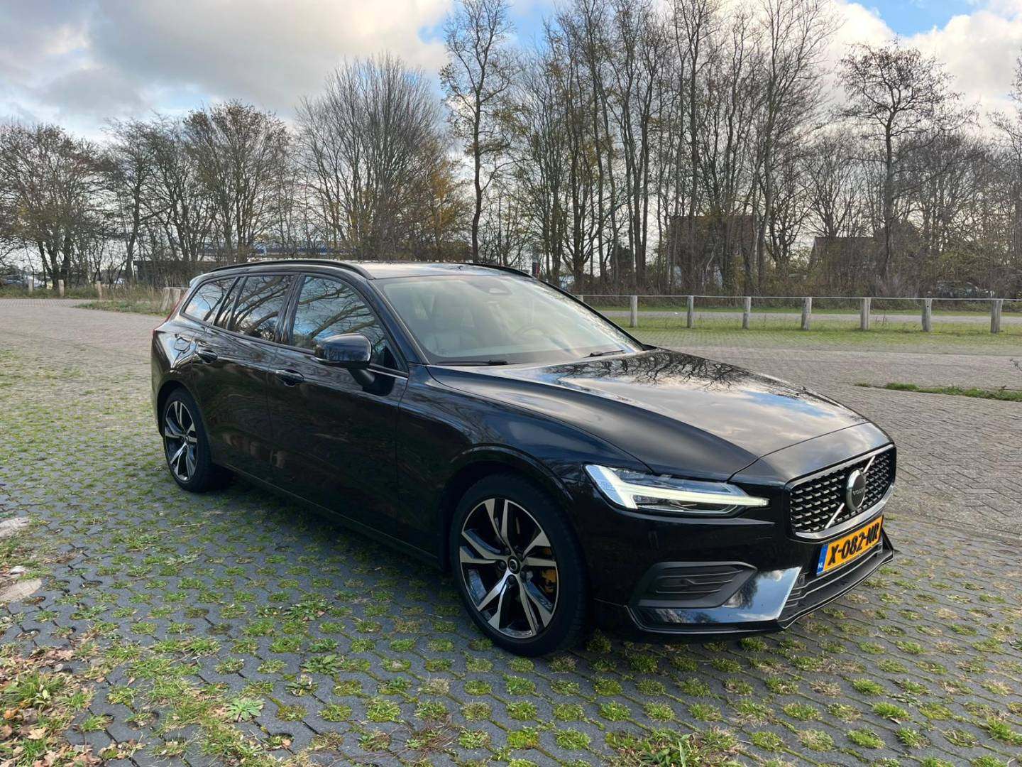 PHOTO-2025-12-03-13-33-46 5.jpg