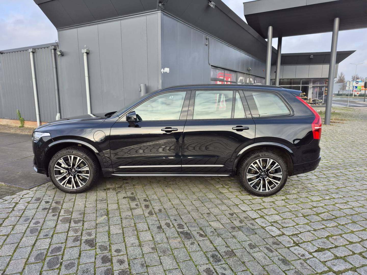 xc90-3.jpg