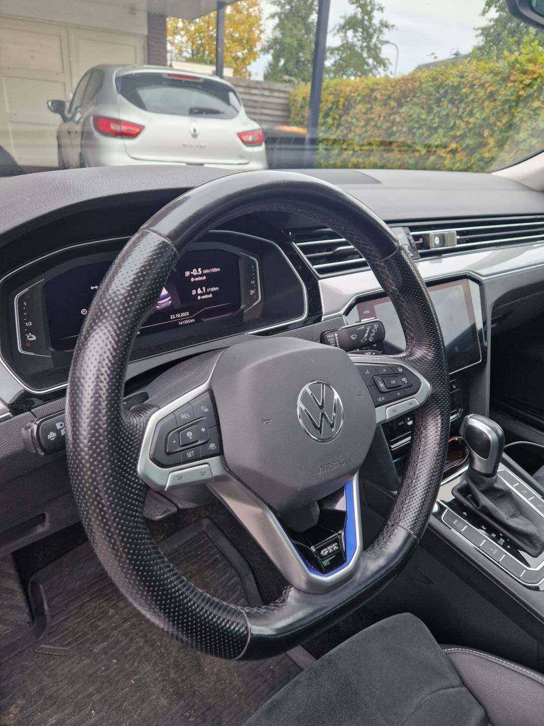 WhatsApp Image 2025-10-22 at 17.01.35 (6).jpeg