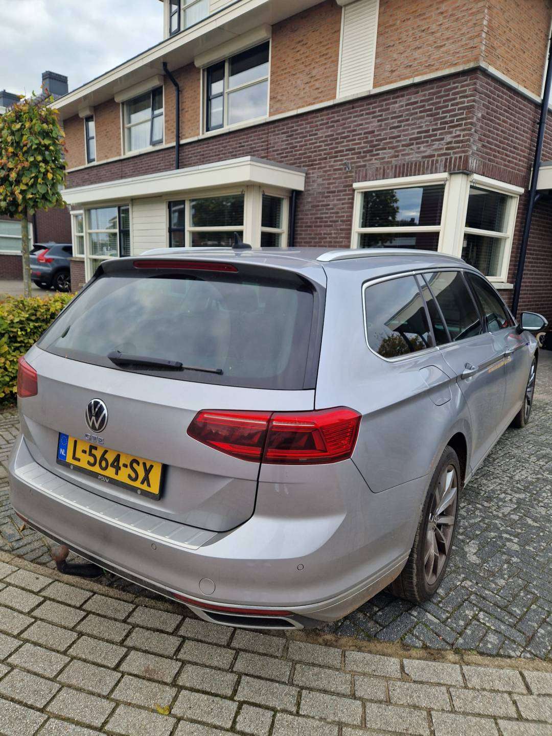 WhatsApp Image 2025-10-22 at 17.01.35 (8).jpeg