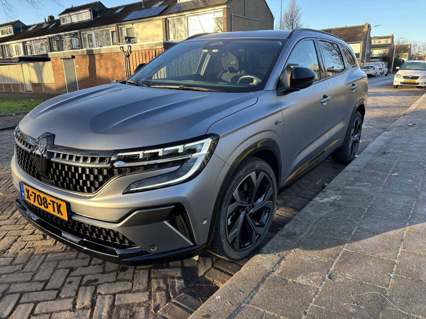 Buitenkant hoek linksvoor_0.jpeg