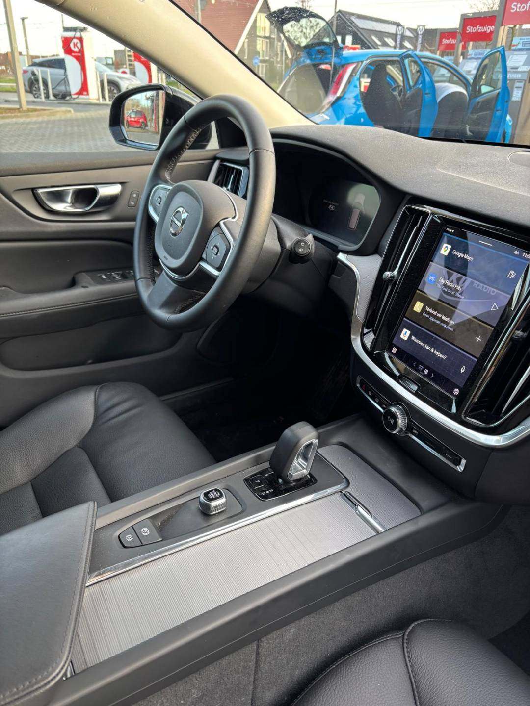 Volvo V60 2024 afbeelding 12.jpg