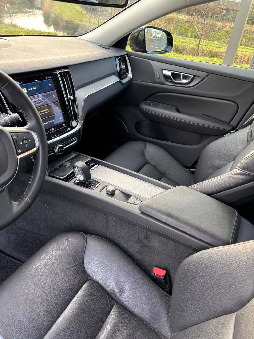 Volvo V60 2024 afbeelding 9.jpg